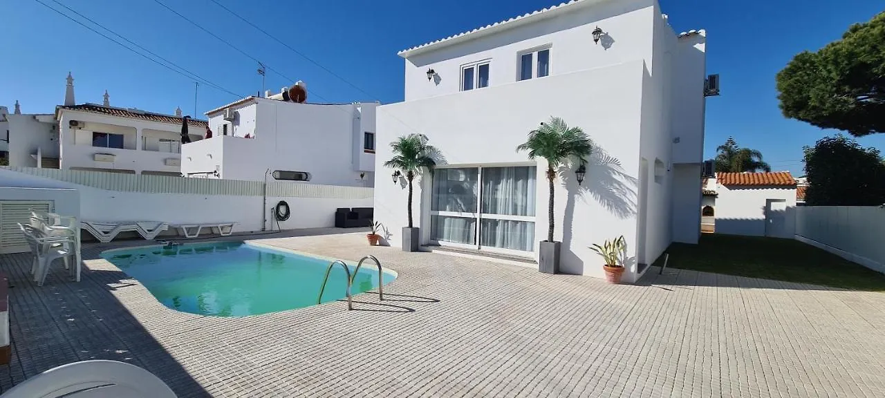 Oura - Large Villa - Private Pool - 5 Bedrooms Albufeira